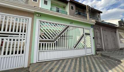 Sobrado com 3 Quartos - Nova Petrópolis São Bernardo