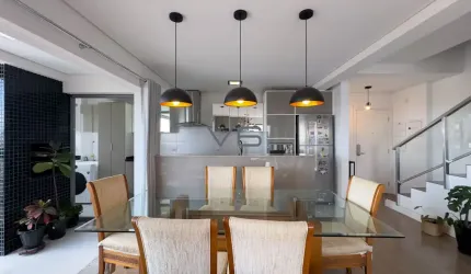 Apartamento Cobertura Duplex com 3 quartos, 144 m² privativos, 2 vagas de garagem, no Água Verde
