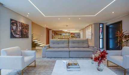 <p>Casa Alto Padrão com Design Moderno em Condomínio Fechado.</p>