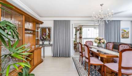 <p>Apartamento com 2 dormitórios, 01 Suíte, Piscina, Condominio Botânica - Cristo Rei - Curitiba/PR</p>