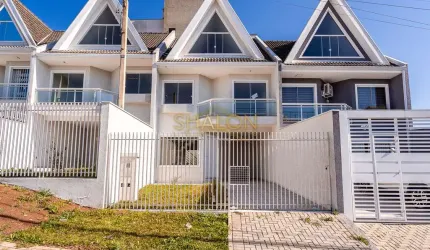 <p>SOBRADO TRIPLEX NOVO - ALTO PADRÃO - 147m² - R$ 787.000,00 - NOVO MUNDO </p>