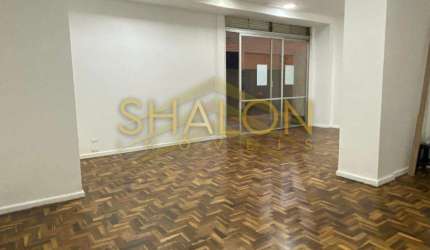 <p>LOJA EM GALERIA, PE DIREITO 7M, PROXIMO PRAÇA OZORIO, CENTRO, CURITIBA</p><p> </p><p> </p><p> </p>
