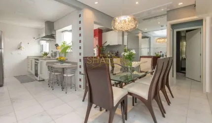 <p> apartamento mobiliado de 3 dormitórios e 1 Suíte no Bairro Cristo Rei.</p>