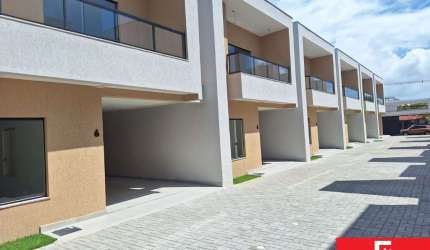 Casa com 4 quartos à venda na Rua Osvaldo B Pitangueiras, Pitangueiras, Lauro de Freitas por R$ 670.000