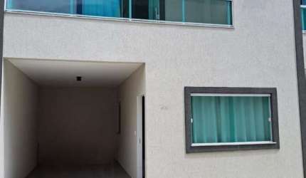 Casa com 4 quartos à venda na Rua Osvaldo B Pitangueiras, Pitangueiras, Lauro de Freitas por R$ 650.000