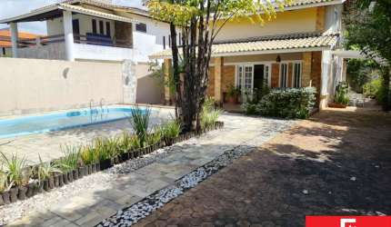Casa com piscina em Vilas do Atlântico