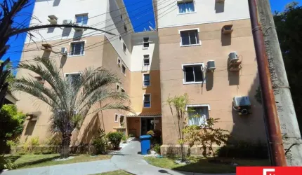 Apartamento com 3 quartos à venda na Rua Buraquinho, Buraquinho, Lauro de Freitas, 72 m2 por R$ 370.000