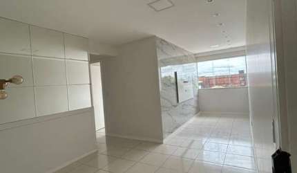 Apartamento com 2 quartos à venda na Rua Osvaldo B Pitangueiras, Pitangueiras, Lauro de Freitas, 70 m2 por R$ 330.000