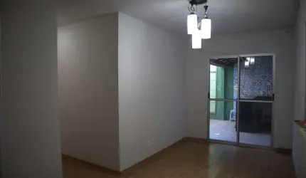 Apartamento à venda na Estrada Rio-São Paulo, Campo Grande, Rio de Janeiro - RJ