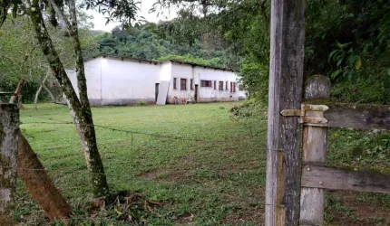 Sítio à venda na Estrada do Aviário, Xerém, Duque de Caxias - RJ