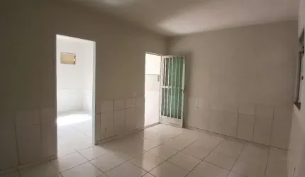 Casa para alugar na Rua Cananeia, Jardim Gramacho, Duque de Caxias - RJ