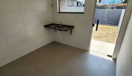 Casa à venda na Avenida Cesário de Melo, Cosmos, Rio de Janeiro - RJ