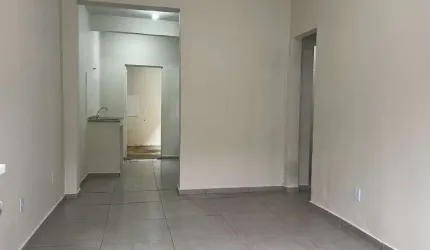 Casa à venda na Avenida de Santa Cruz, Santíssimo, Rio de Janeiro - RJ