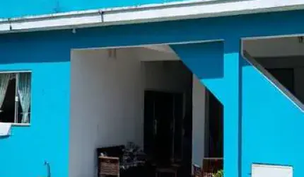 Casa à venda na Rua Vinte e Cinco de Agosto, Vila Santa Alice, Duque de Caxias - RJ
