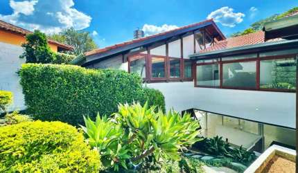 Casa à venda na Rua México, Recanto Impla, Carapicuíba - SP
