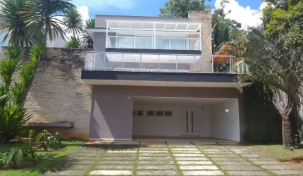 Casa à venda na Alameda Turmalina, Golf Gardens, Carapicuíba - SP
