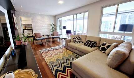 Apartamento à venda na Rua Arizona, Cidade Monções, São Paulo - SP
