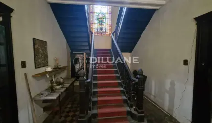 Casa à venda na Rua Osório de Almeida, Urca, Rio de Janeiro - RJ