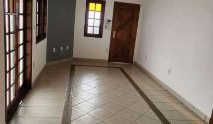 Casa à venda na Rua Moisés Turato Filho, Jardim Silvestre IV, Amparo - SP
