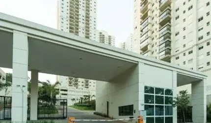 Apartamento à venda na Rua Werner Goldberg, Jardim Tupanci, Barueri - SP