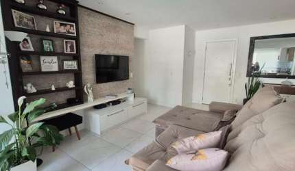 Apartamento à venda na Rua José Gomes Falcão, Parque Industrial Tomas Edson, São Paulo - SP