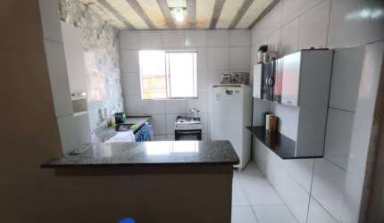Casa à venda na Rua Venâncio Adres, Jardim Leal, Duque de Caxias - RJ