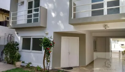Casa para alugar na Rua Leonardo Vilas Boas, São Francisco, Niterói - RJ