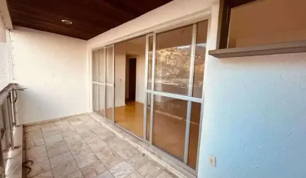 Apartamento à venda na Rua Botucatu, Grajaú, Rio de Janeiro - RJ