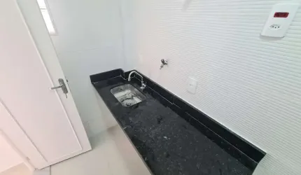 Apartamento à venda na Rua Gomes Carneiro, Ipanema, Rio de Janeiro - RJ
