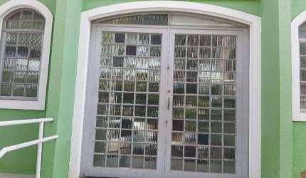 Vende Barracão Comercial no Bairro Araés em Cuiabá MT