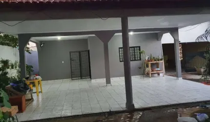 Vende-se casa no Bairro Areão Cuiabá
