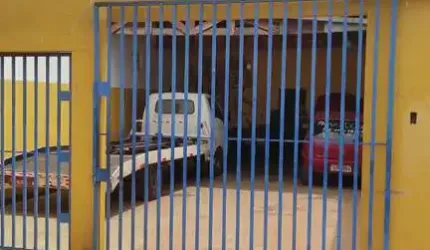 Imóvel Avenida  Arnaldo Ângelo entre os bairros Jd Imperial, Mapim e Jd Alá