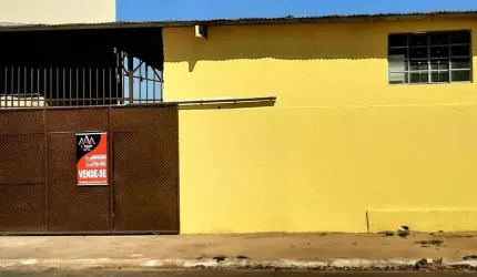 Salão comercial de esquina na Avenida em Tijucal