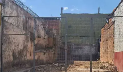 Terreno à Venda na Avenida da FEB