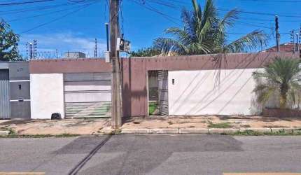 Casa a Venda  Espaçosa e Bem Localizada Bairro Nossa senhora Aparecida