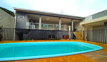 Excelente Casa Ampla, 6 Dormitórios, 7 Banheiros