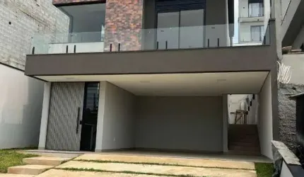 Sobrado à  Venda localizado no condomínio Mosaico Essence Mogi das Cruzes!