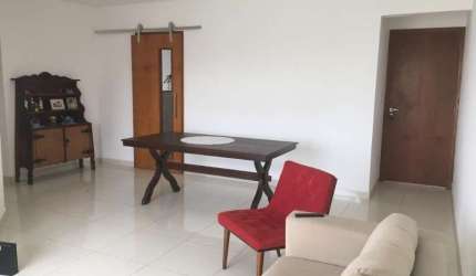 Quem quer conforto e espaço, não pode deixar de visitar este apartamento com 115 m², 3 Dormitório, sendo 1 suite. Varandas e amplo espaço gourmet.