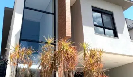 Casa a venda no Bella Citta em Mogi das Cruzes. Casa para venda no Fazenda Rodeio, Mogi das Cruzes.