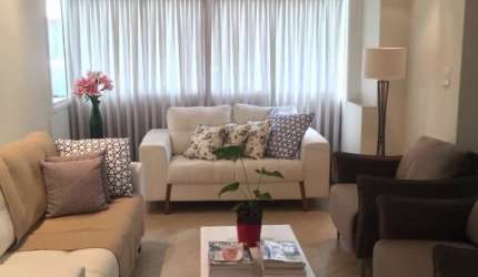 Casa a Venda Condomínio Residencial Flamboyant, Vila Lavínia, Mogi das Cruzes.