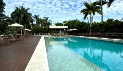 Maravilhosa casa em condomínio à venda em São Sebastião-SP, Praia de Juquehy.