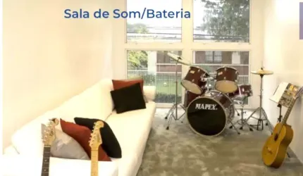Excelente sobrado residencial com localização privilegiada na Vila Oliveira em Mogi das Cruzes.
