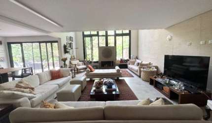 Casa de alto padrão à venda em condomínio no bairro Mosaico Essence - Mogi das Cruzes-SP: 3 quartos, 3 suítes, 3 salas, 5 banheiros, 4 vagas, 300m².