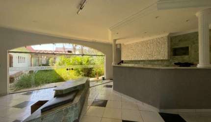 casa térrea comercial para venda ou locação. casa dos sonhos para seu comercio. ampla casa para seu negócio em mogi das cruzes.
