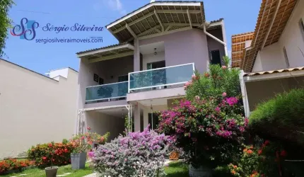 Belíssima casa com 3 suítes e vista para lago no bairro Cajazeiras