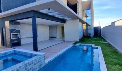 Belíssima casa no Alphaville Ceará com 4 suítes, piscina privativa com hidro