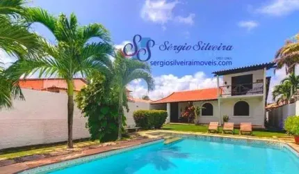Casa duplex no Porto das Dunas com 6 dormitórios, piscina privativa.