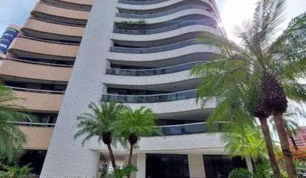 Lindo apartamento com 3 suítes no Meireles.