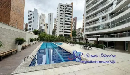Amplo apartamento em Meireles com 3 suítes