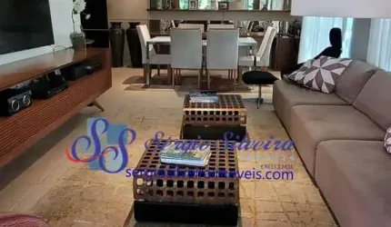 Ampla casa com 4 suítes em condomínio no Eusébio!